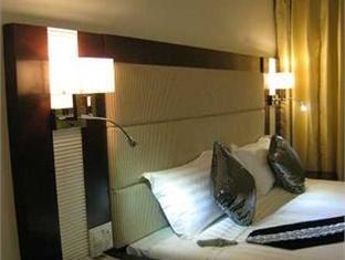 The Grand Hotel Bizzotel Gurgaon Eksteriør billede